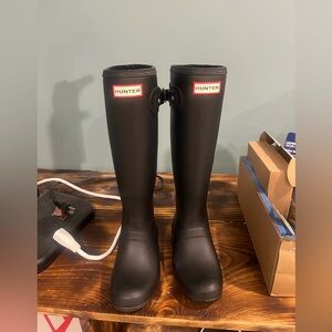 HUNTER KNEE HIGH RAIN BOOTS